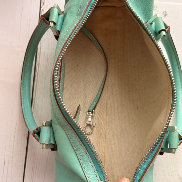 Michael Kors | Vintage Leather Barrel Hand Bag, Mint Green - Picture 12 of 17